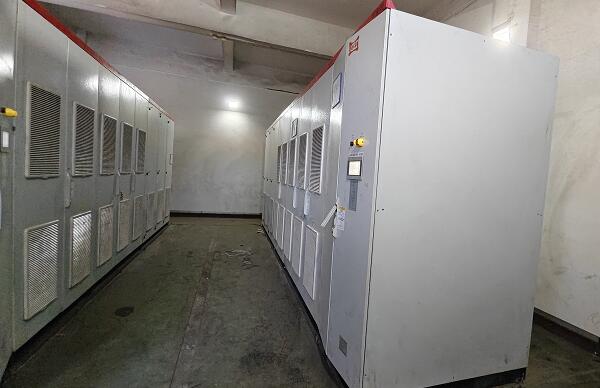 新百特電氣 |  兩套10.5kV/10Mvar高壓SVG戶內裝置調試完成，即將交付投運！